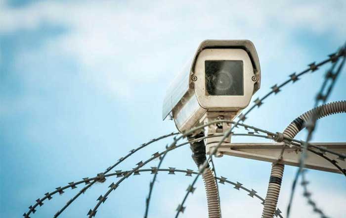 只靠電子眼能盯住千家污染嗎？